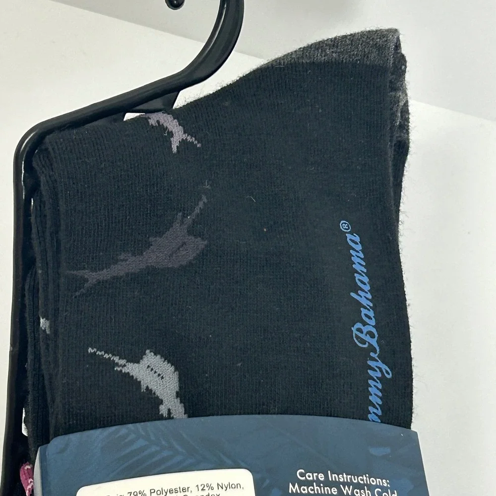 Tommy Bahama Mens 6 Pair Crew Socks Black Flamingo Palm Tree Marlin One‎ Size